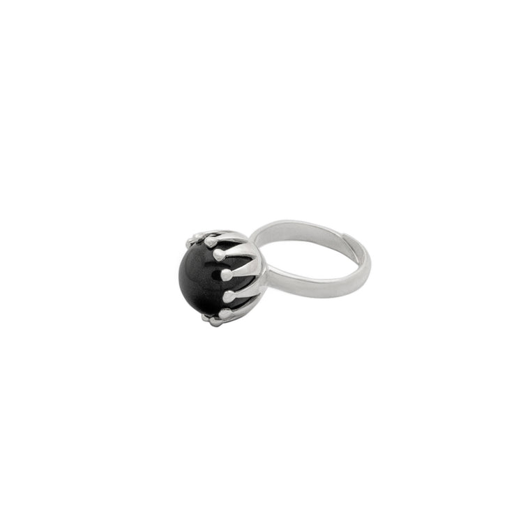 The Silver Ring I'M A Queen with Black Agate - Size S by Kaora Sandara Jewelry features a modern, minimalist sterling silver crown-inspired design with a polished black agate—ideal for those who love understated elegance.