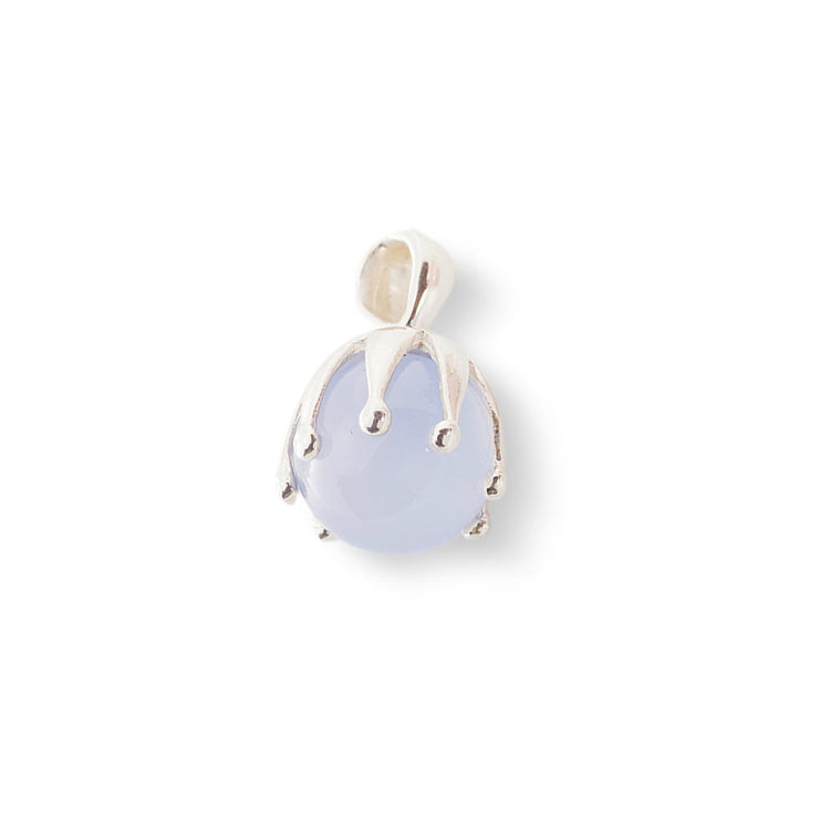 The Kaora Sandara Jewelry Silver Pendant "I'M A Queen" features a pale blue Chalcedony oval gemstone in a sterling silver 925 crown-shaped setting with a top loop for necklaces, shown on a white background.